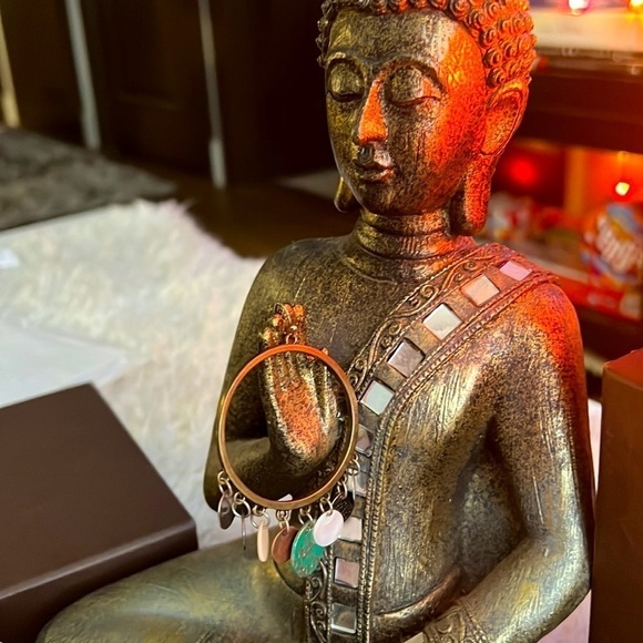 Super Cute Vintage Dangle Hoop Earrings-Silver, Green Earth Tones. π«
- Picture 4 of 7